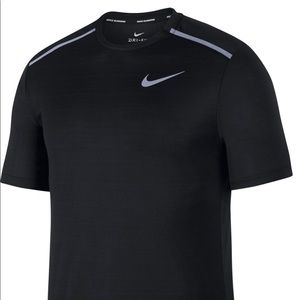 SOLD Nike Dri-Fit Shirt Mens XXL